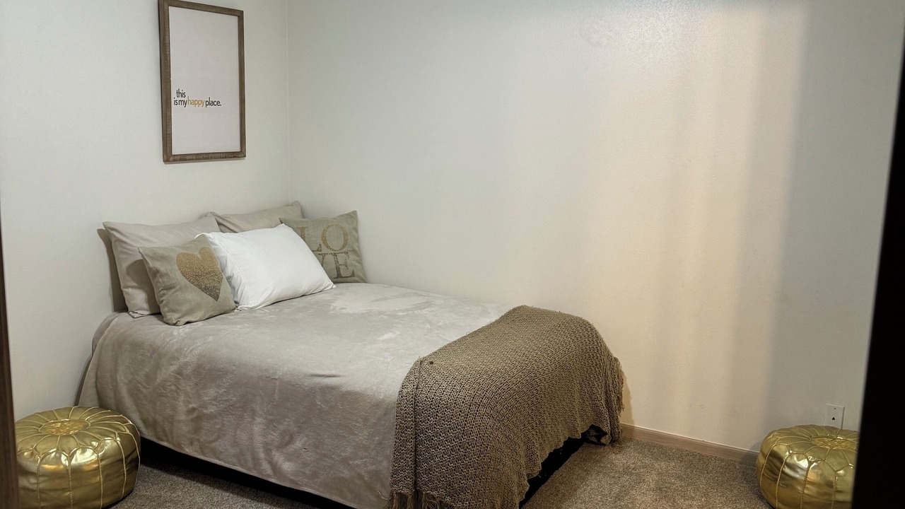 Photo of Bedroom in Lee's Summit