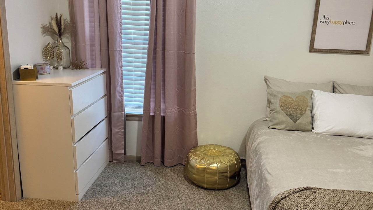 Photo of Bedroom in Lee's Summit