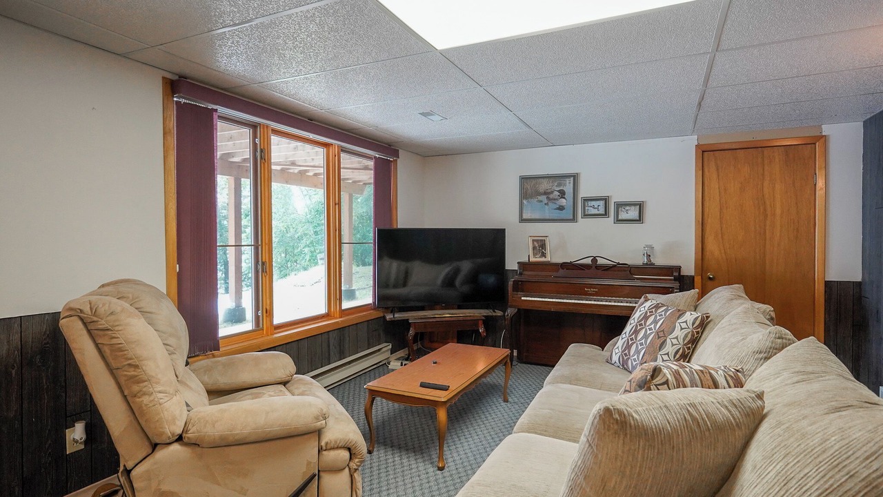 Photo of Livingroom in Restoule