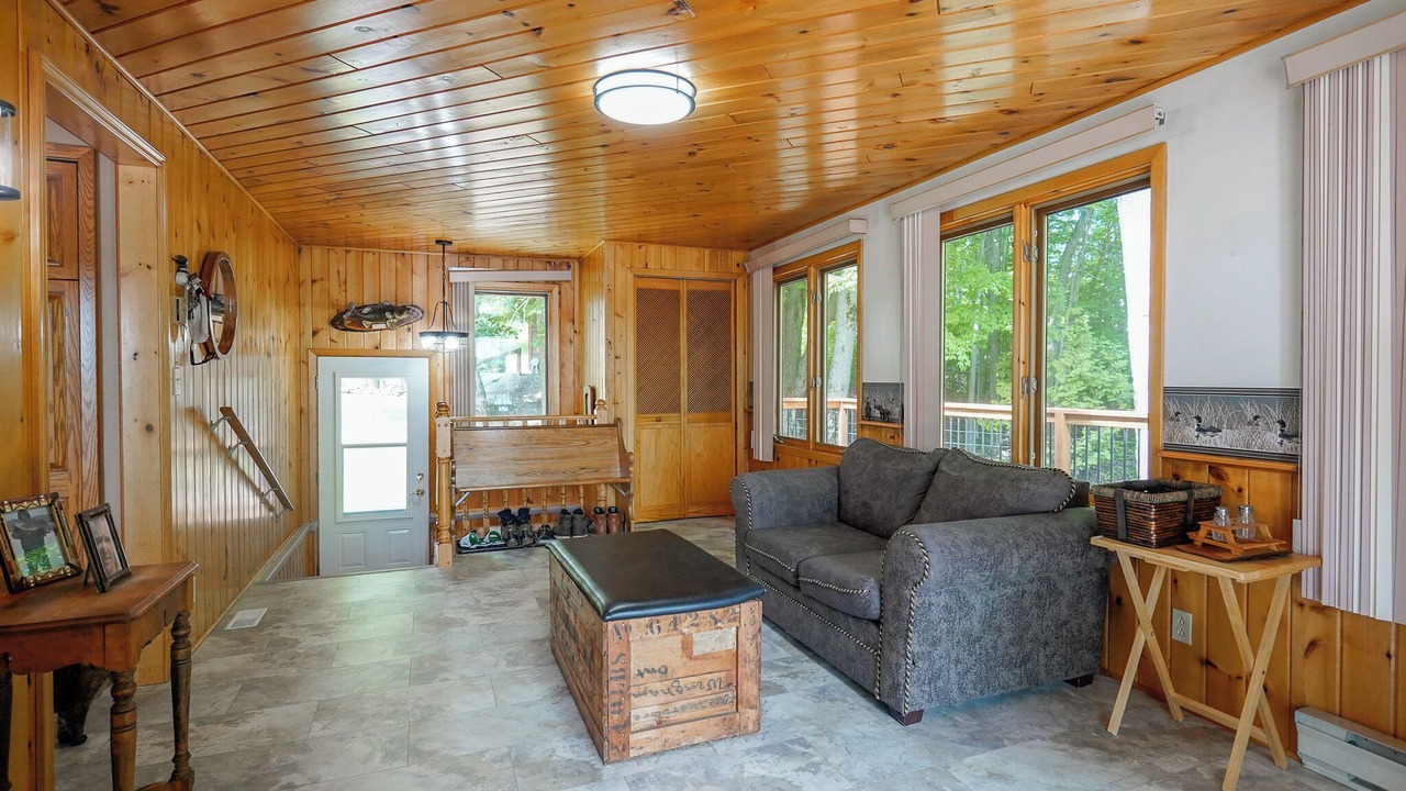 Photo of Livingroom in Restoule