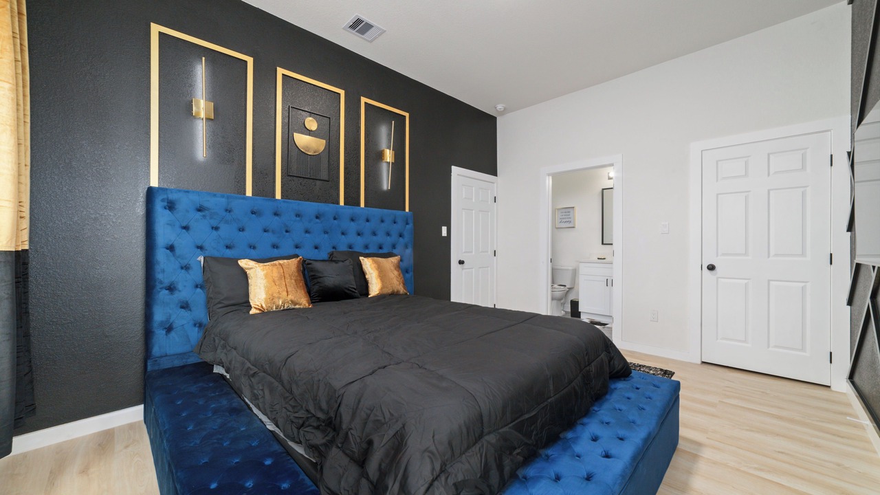 Photo of Bedroom in Jacinto City