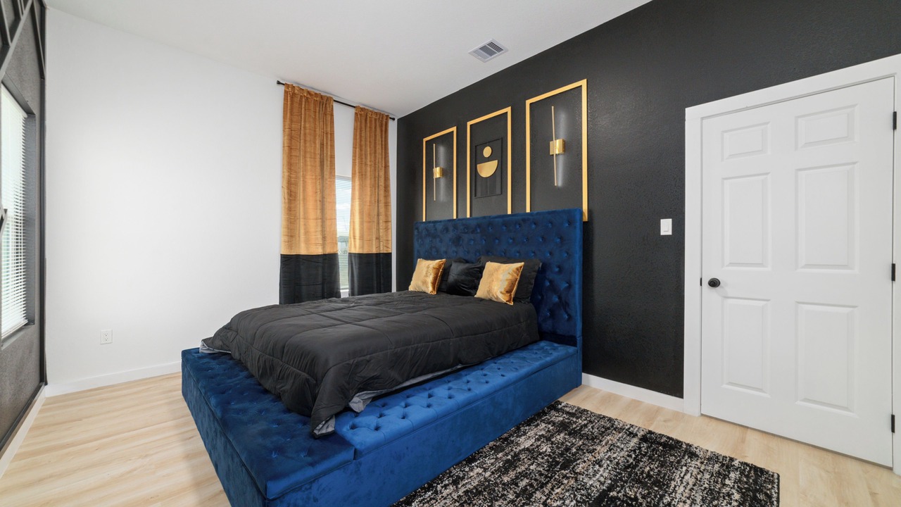 Photo of Bedroom in Jacinto City