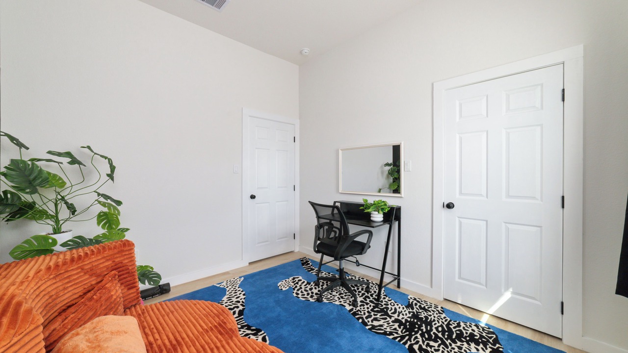 Photo of Livingroom in Jacinto City