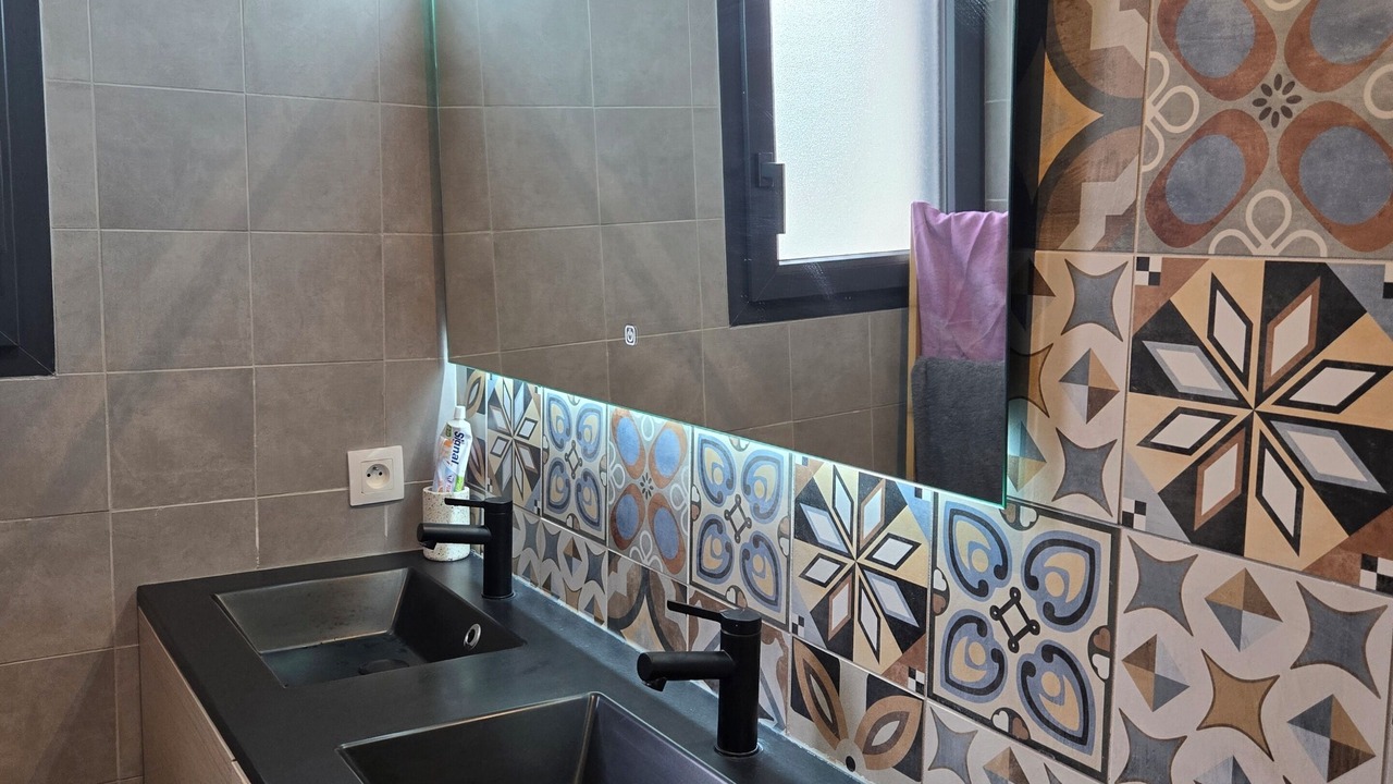 Photo of Bathroom in Vedene