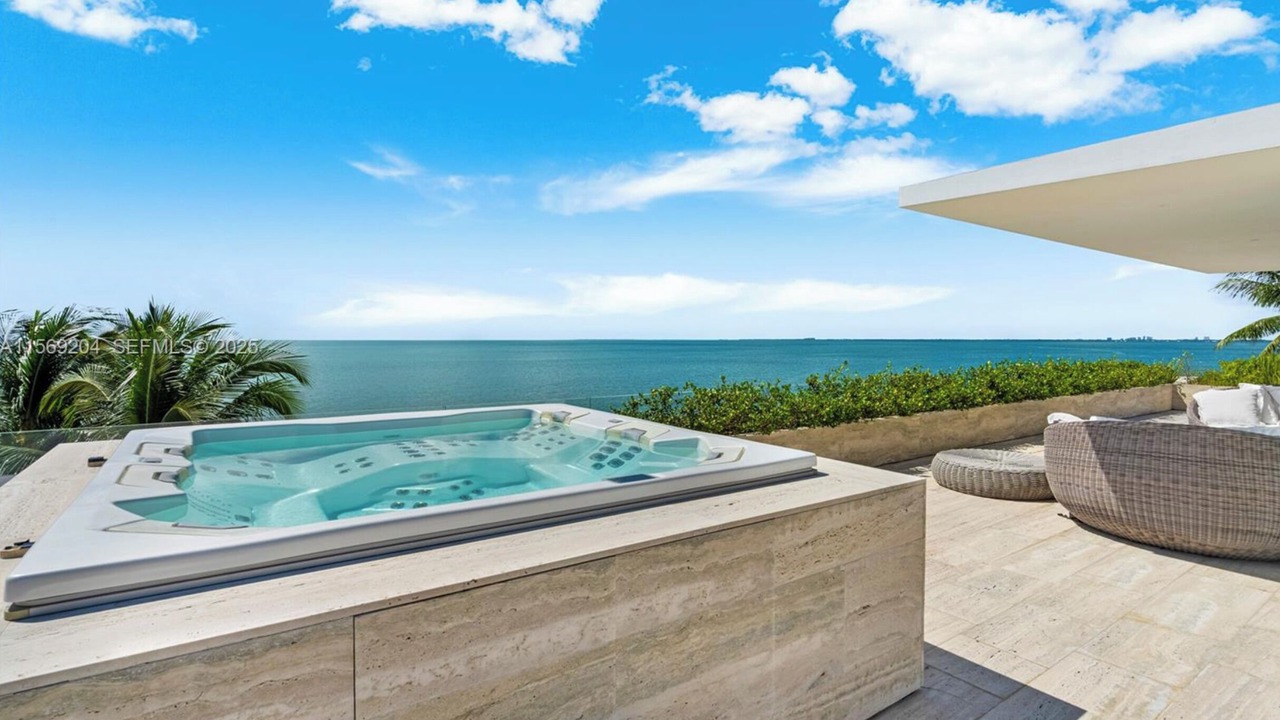 Photo of Patio Balcony in Key Biscayne