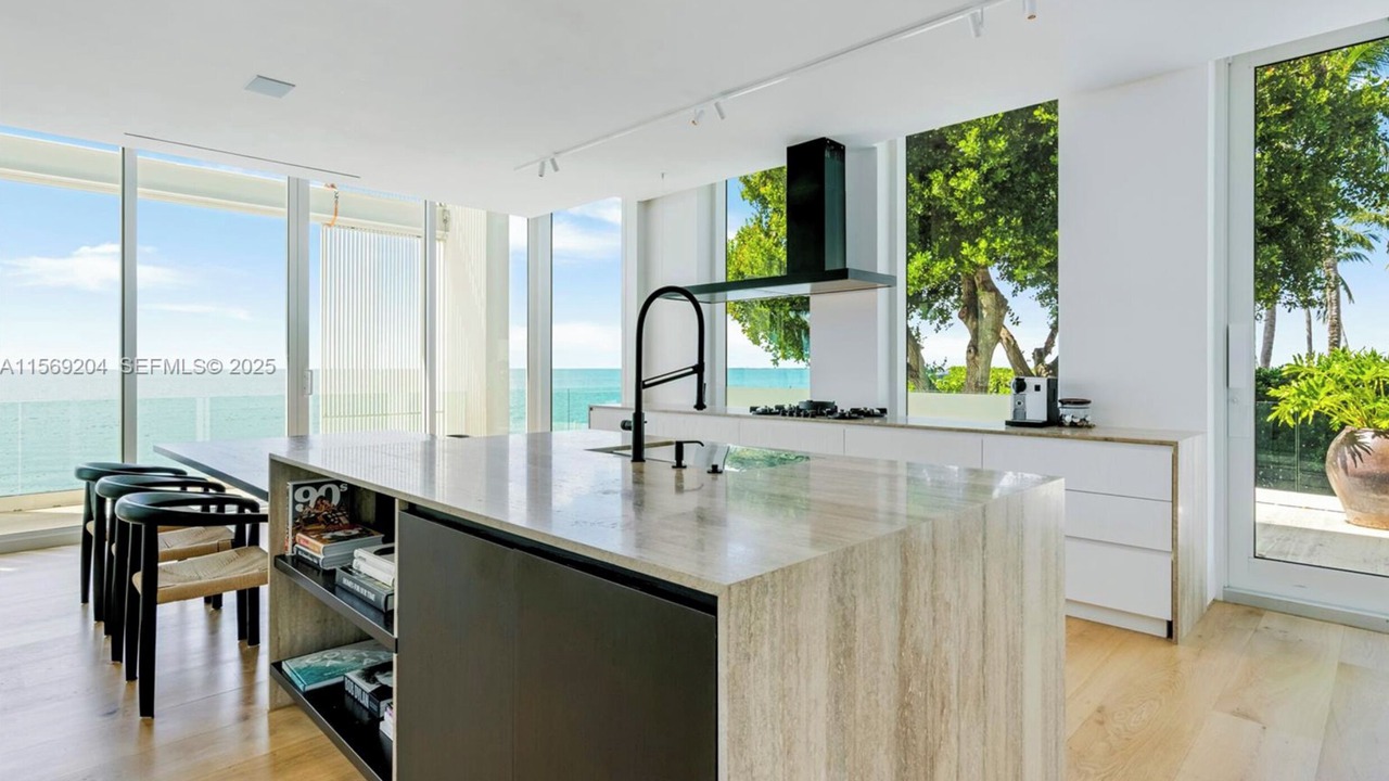 Photo of Kitchen in Key Biscayne