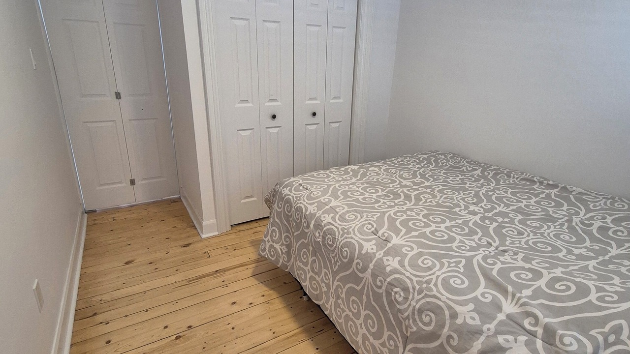 Photo of Bedroom in Lindsay