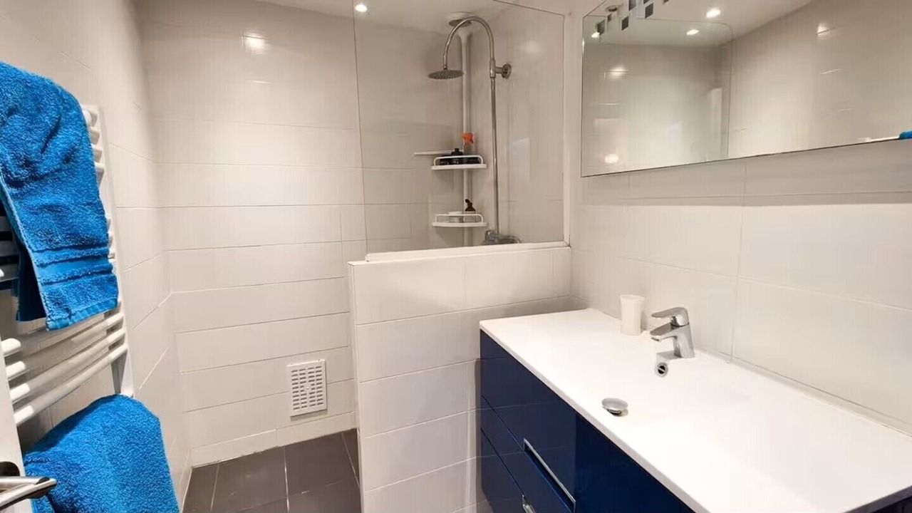 Photo of Bathroom in Saint Pierre de Feric