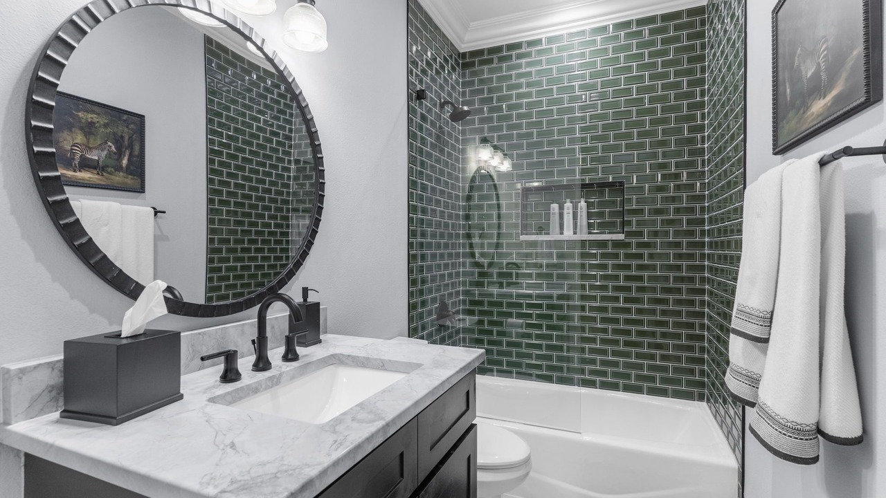 Photo of Bathroom in Uptown
