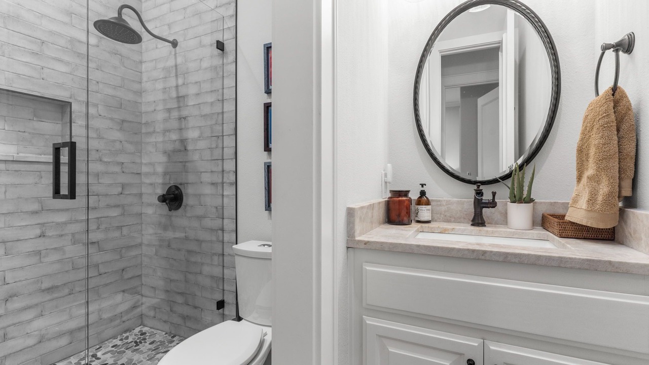 Photo of Bathroom in Uptown