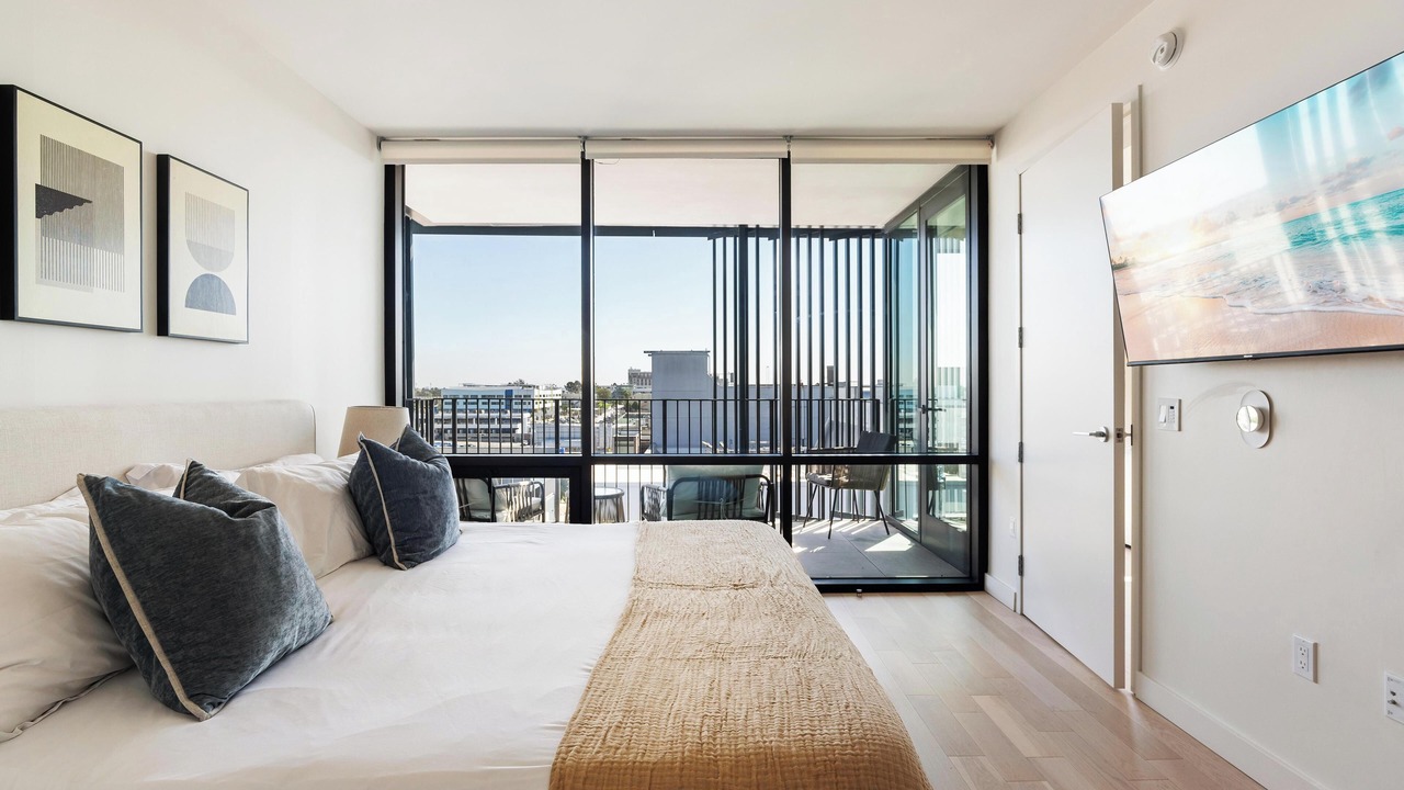 Photo of Bedroom in Downtown