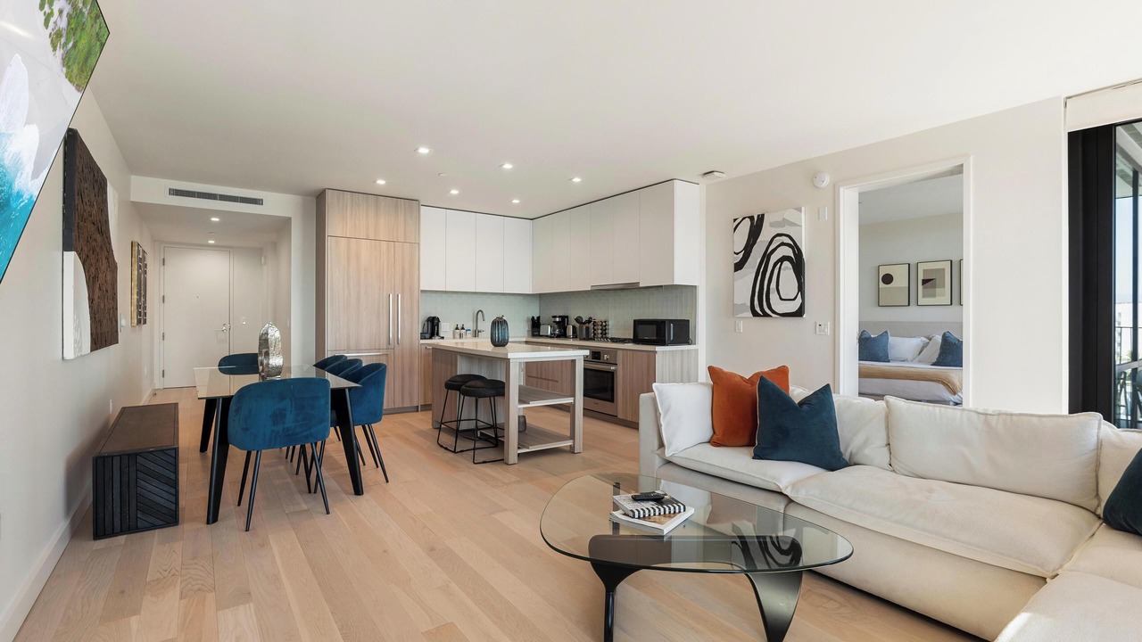 Photo of Livingroom in Downtown