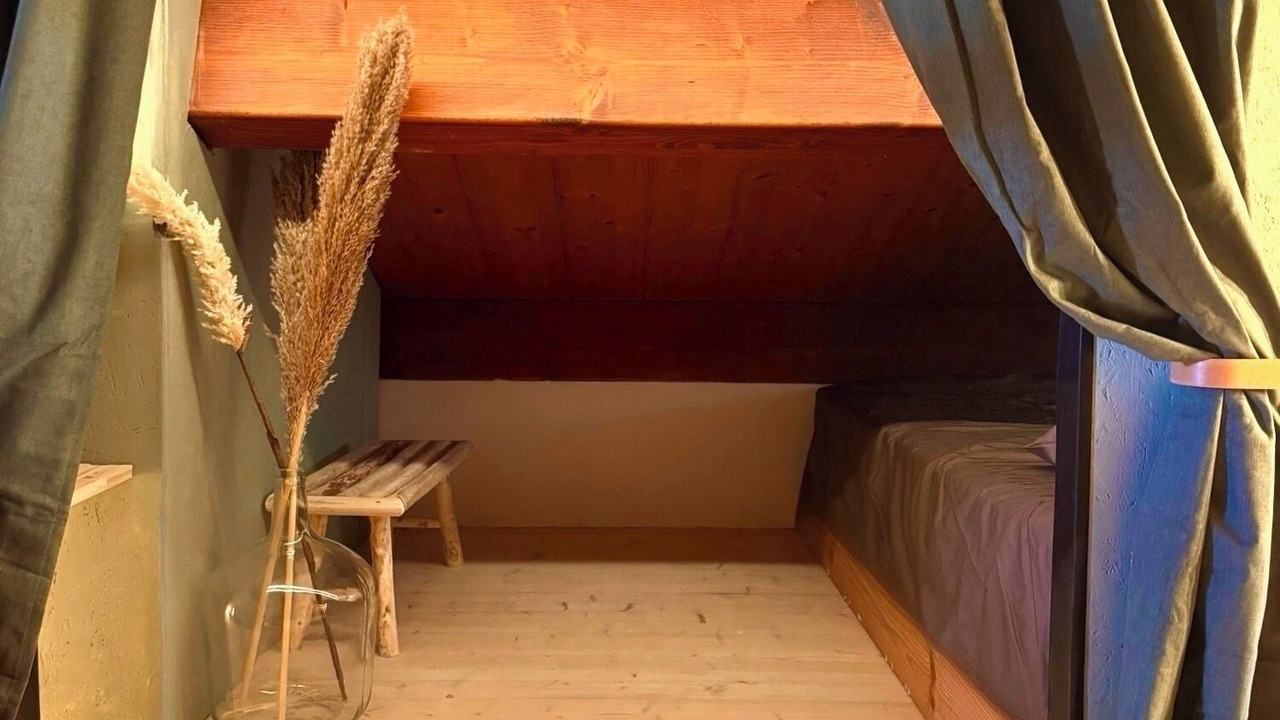 Photo of Bedroom in Tiranges