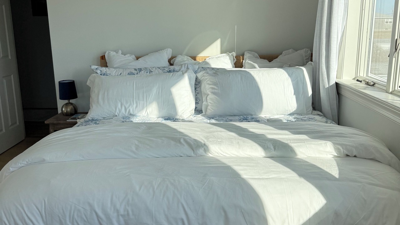 Photo of Bedroom in Matunuck