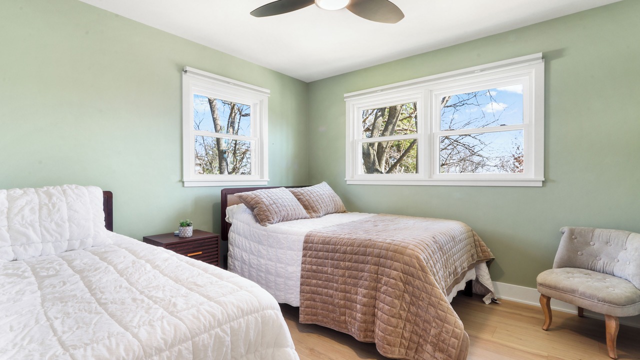 Photo of Bedroom in Williams Bay