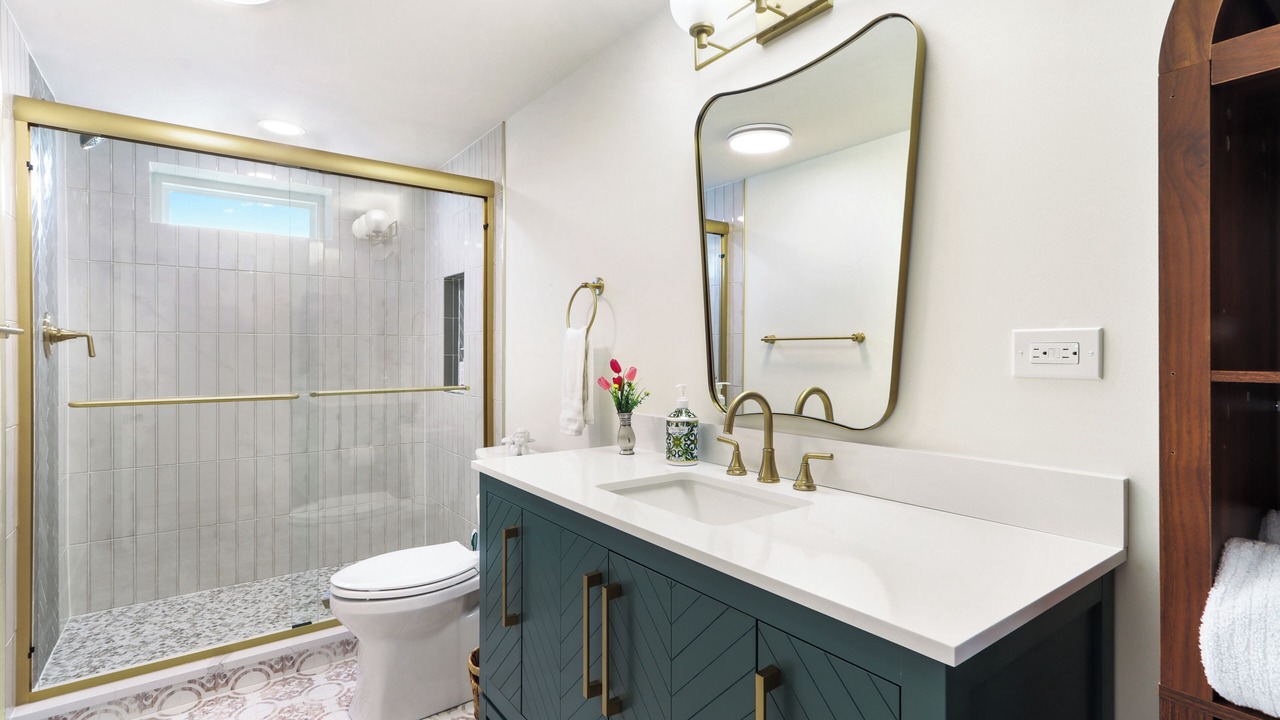 Photo of Bathroom in Williams Bay