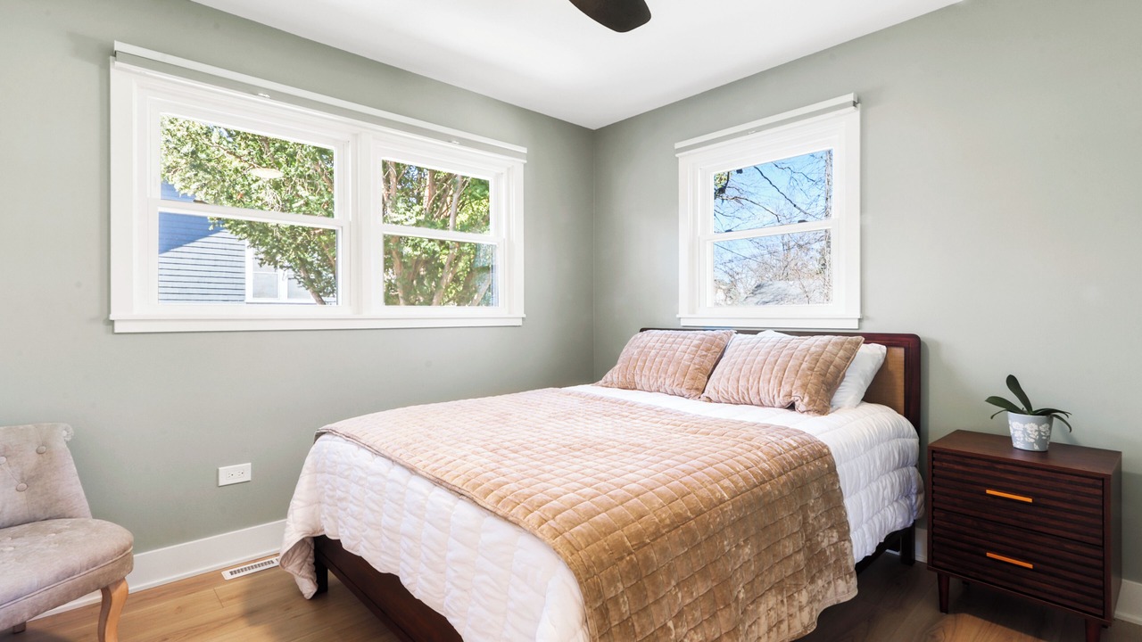 Photo of Bedroom in Williams Bay