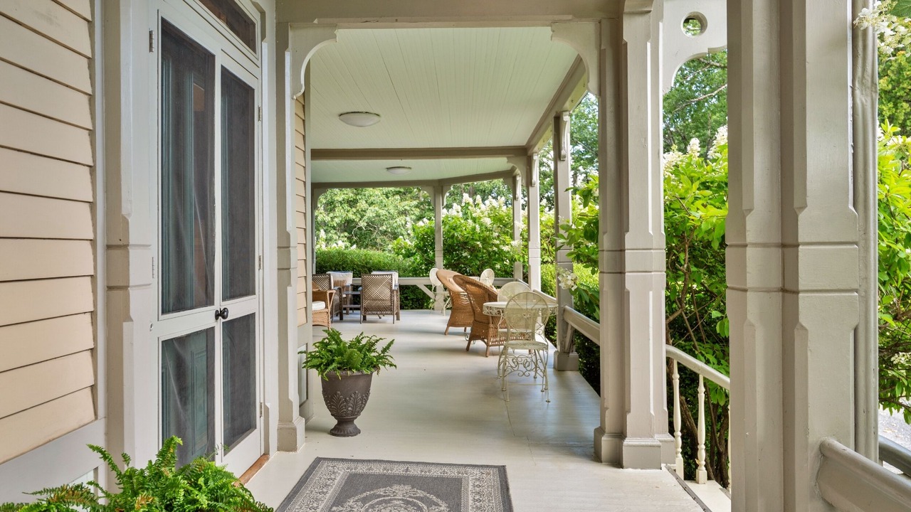 Photo of Patio Balcony in Hudson