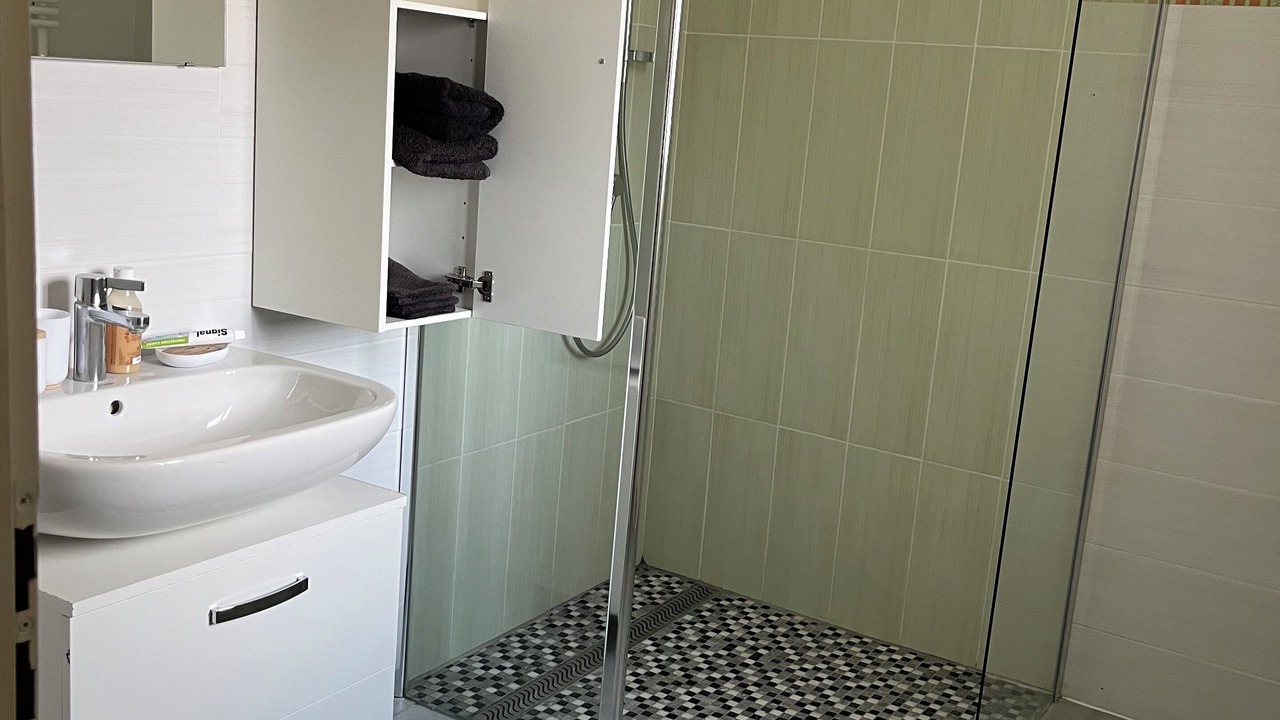 Photo of Bathroom in Vetraz-Monthoux