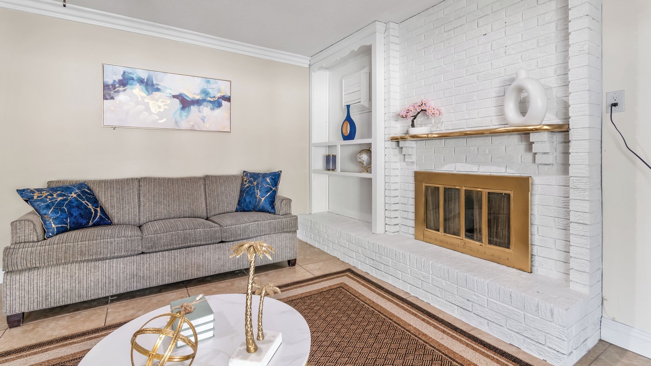 Photo of Livingroom in Sunrise Manor