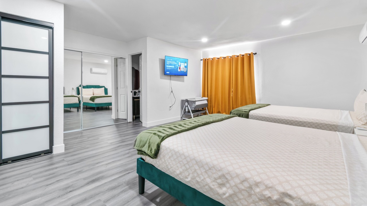 Photo of Bedroom in Sunrise Manor