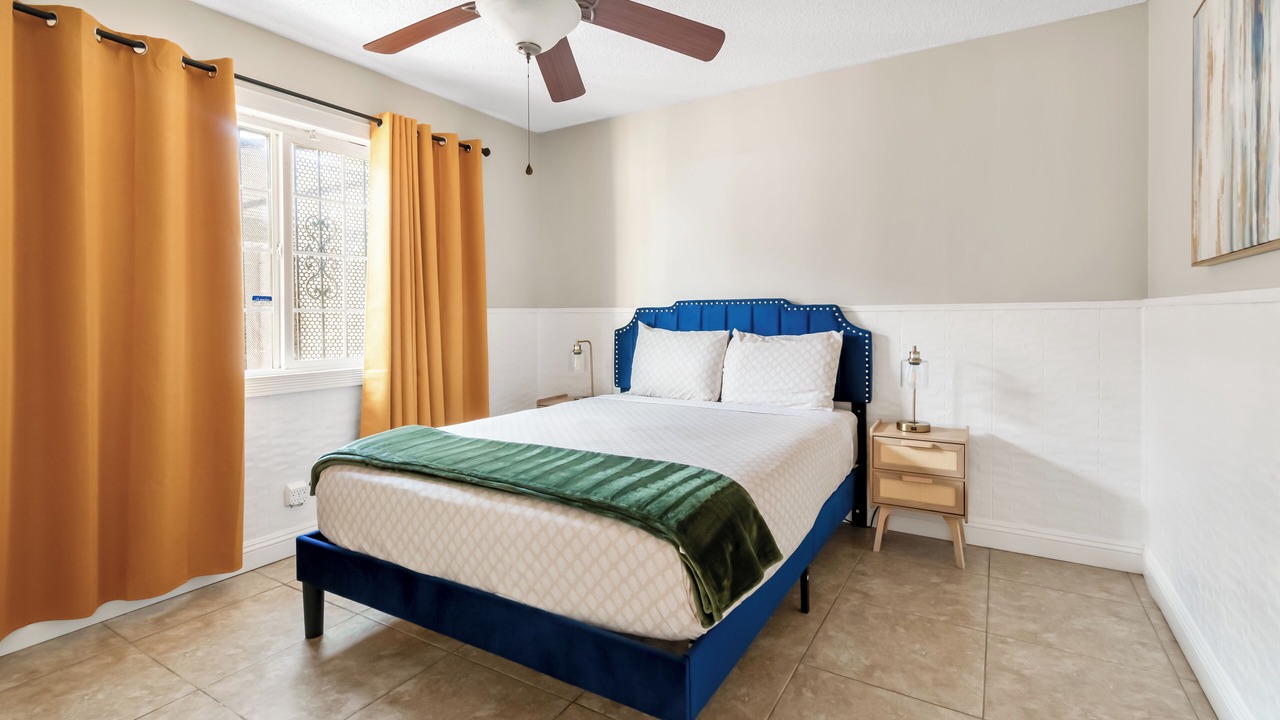 Photo of Bedroom in Sunrise Manor