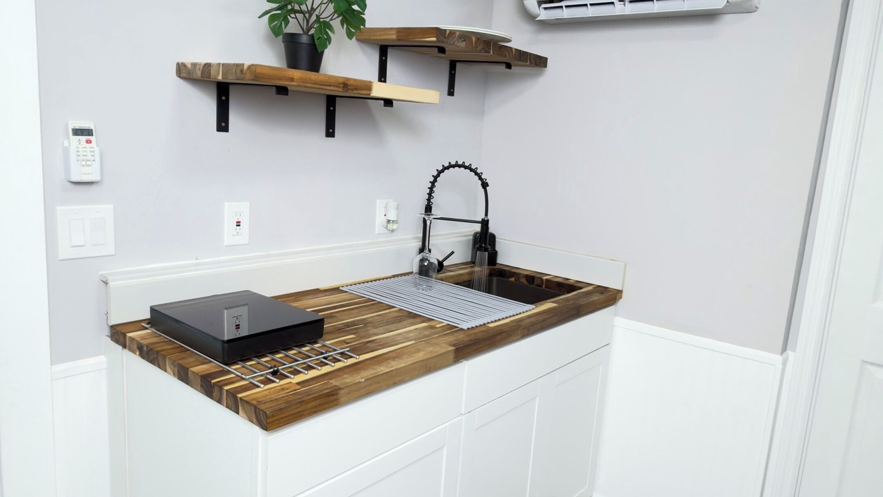 Photo of Kitchen in Bearss Plaza