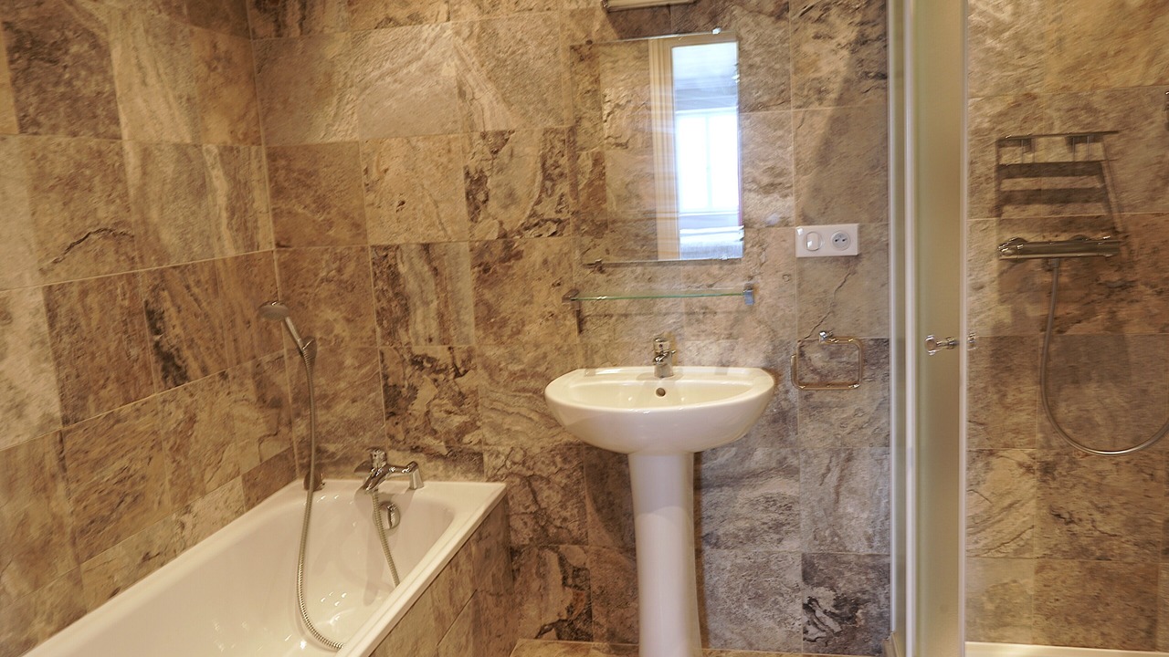 Photo of Bathroom in Andillac