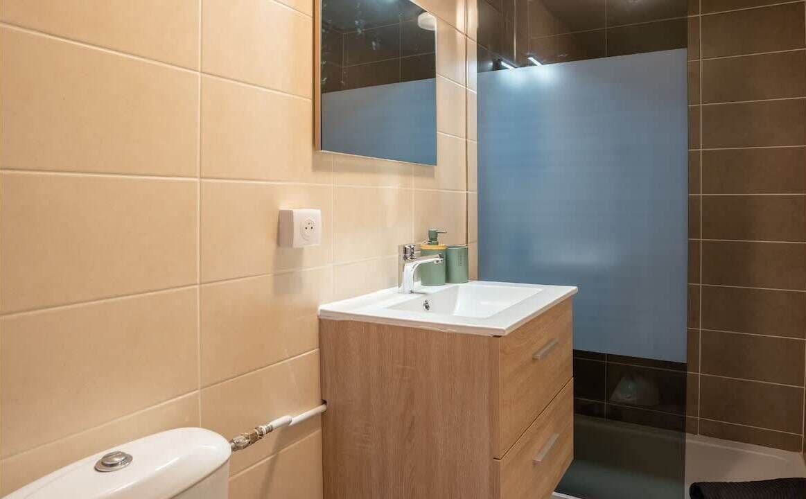 Photo of Bathroom in Gaillard