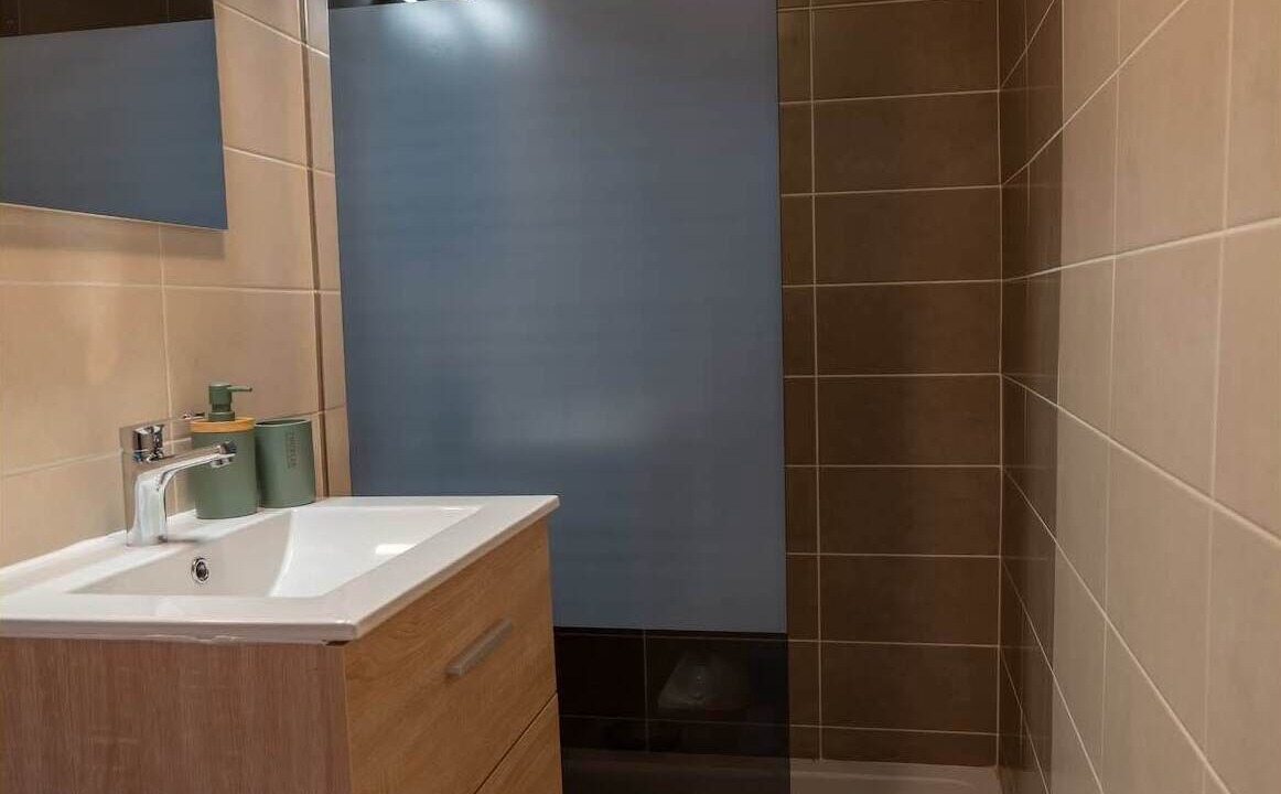 Photo of Bathroom in Gaillard