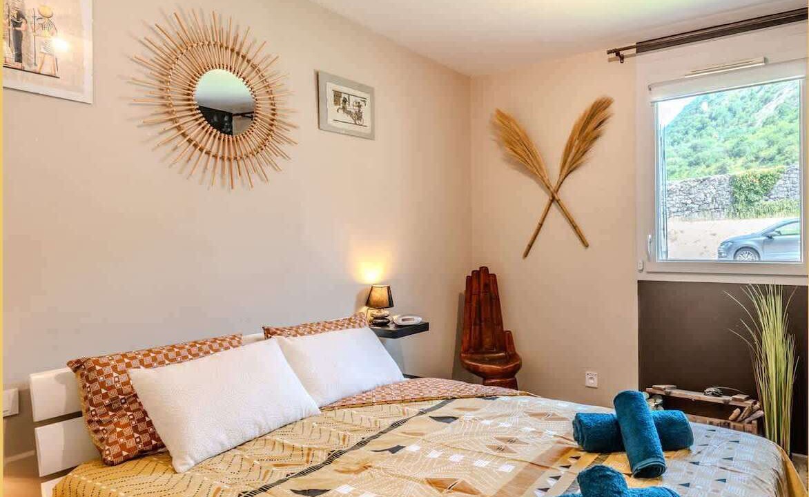Photo of Bedroom in Saint-Jeoire-Prieure