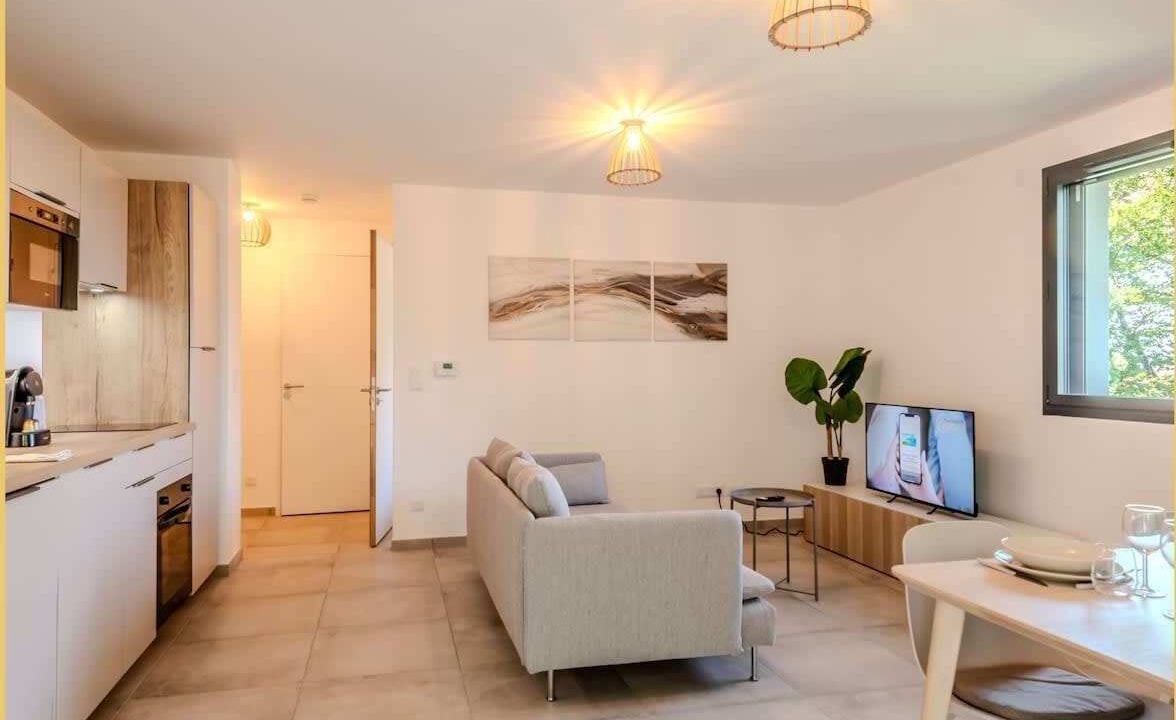 Photo of Livingroom in Collonges-sous-Saleve