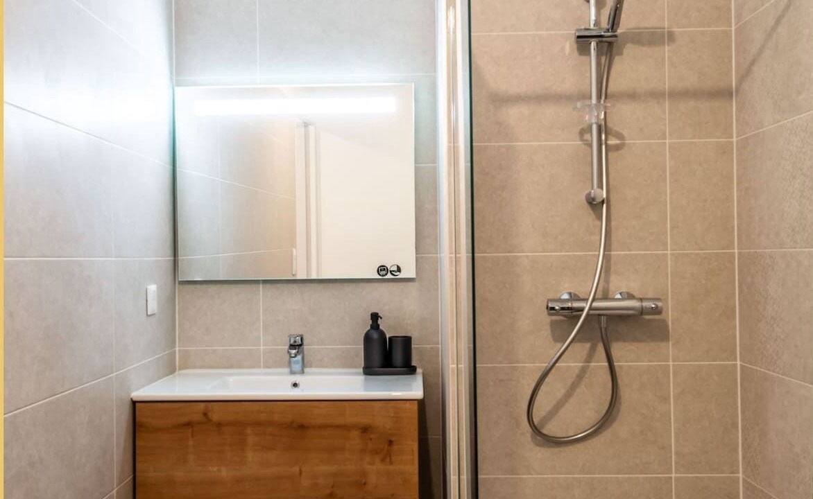 Photo of Bathroom in Collonges-sous-Saleve