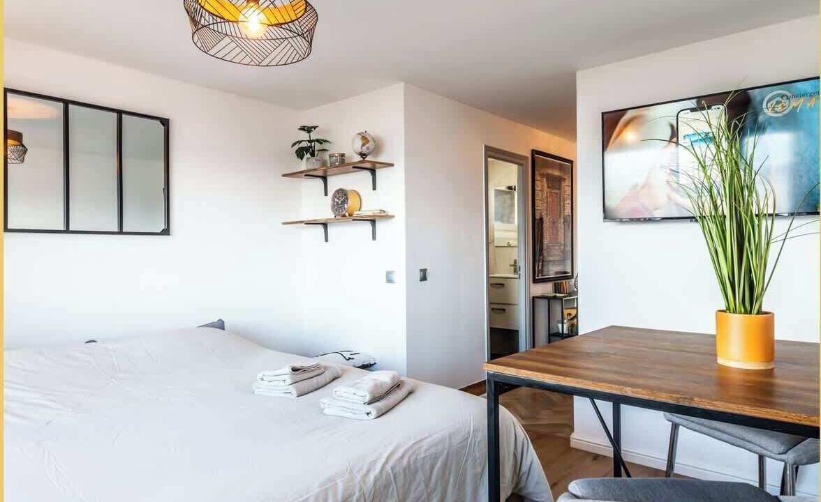 Photo of Bedroom in Annemasse