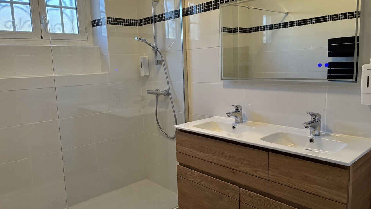 Photo of Bathroom in Meymac