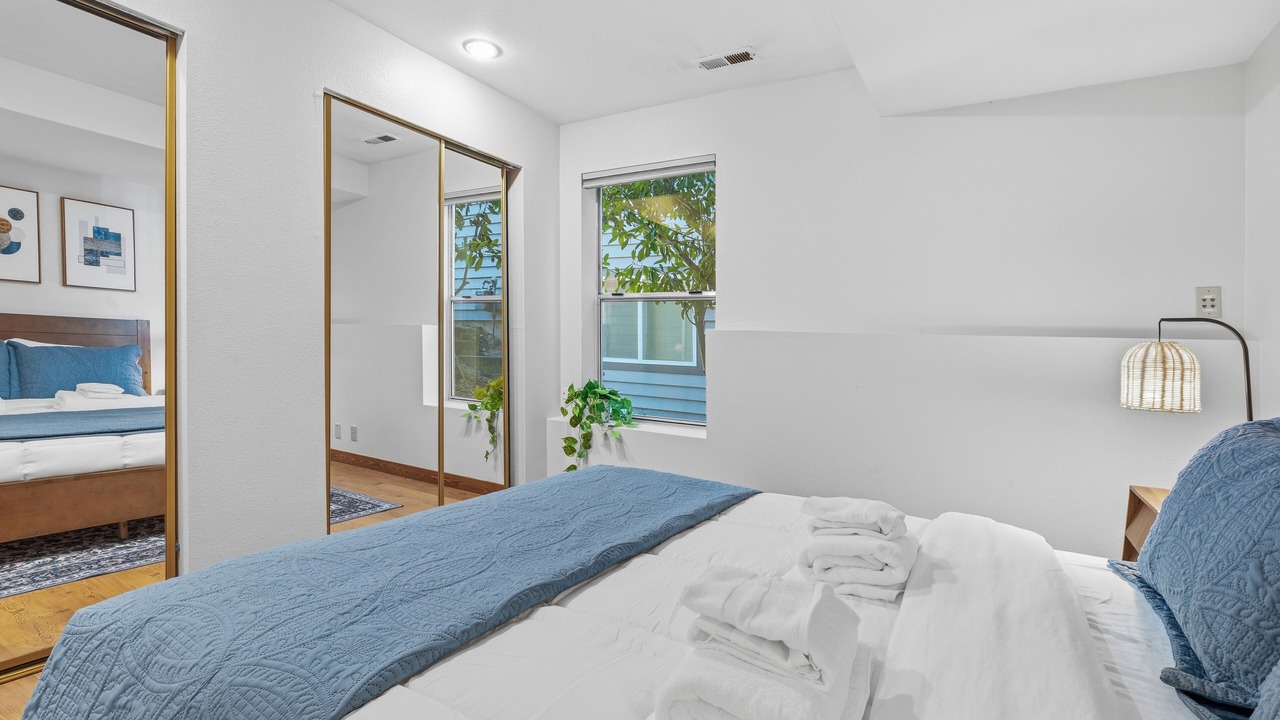 Photo of Bedroom in Newport