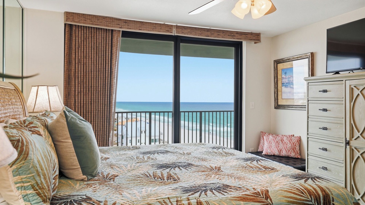 Photo of Bedroom in Biltmore Beach