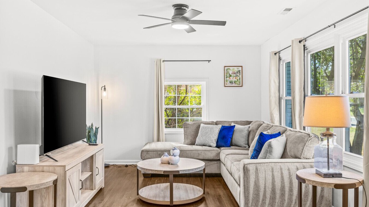 Photo of Livingroom in Charlotte