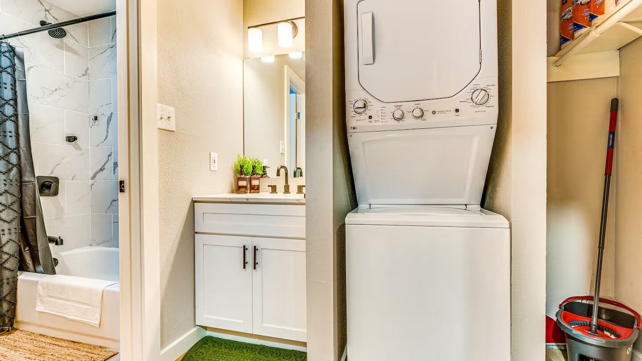 Photo of Bathroom in Allandale