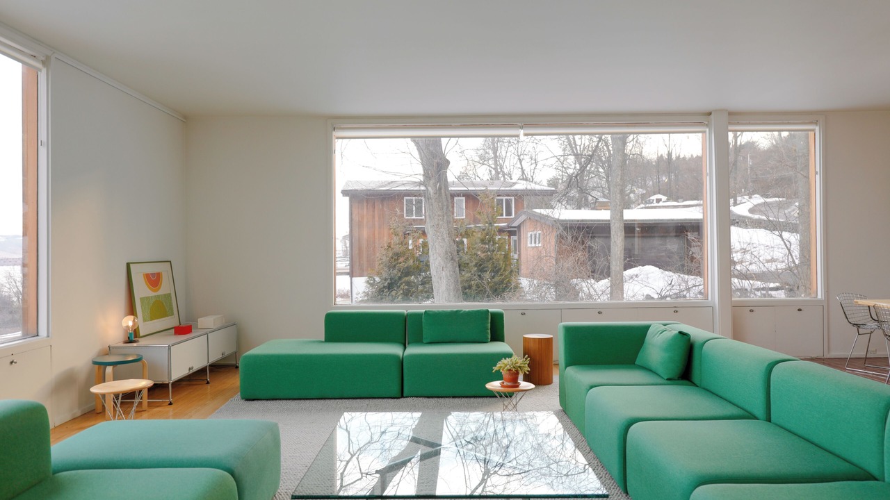 Photo of Livingroom in Middle Hope