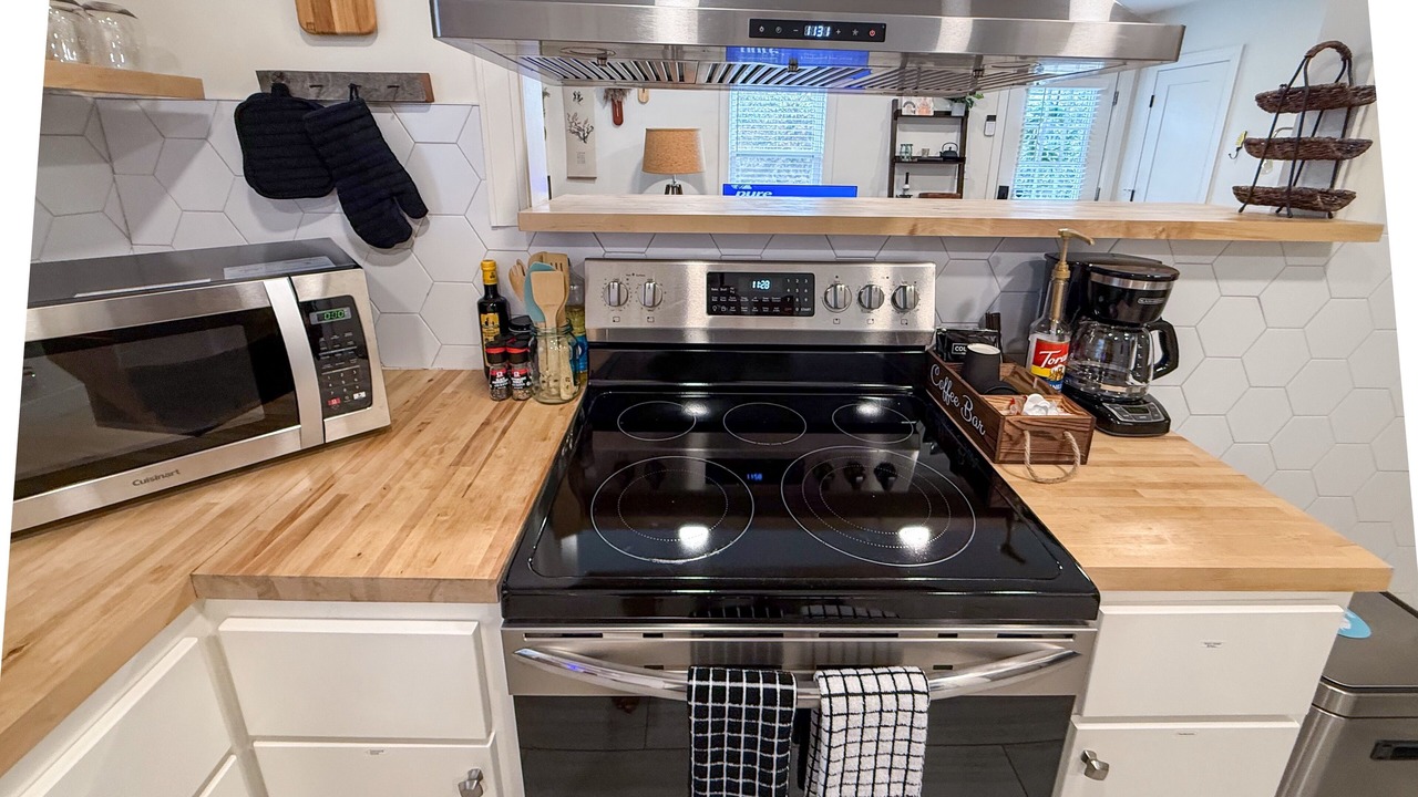 Photo of Kitchen in Talbot's Corner