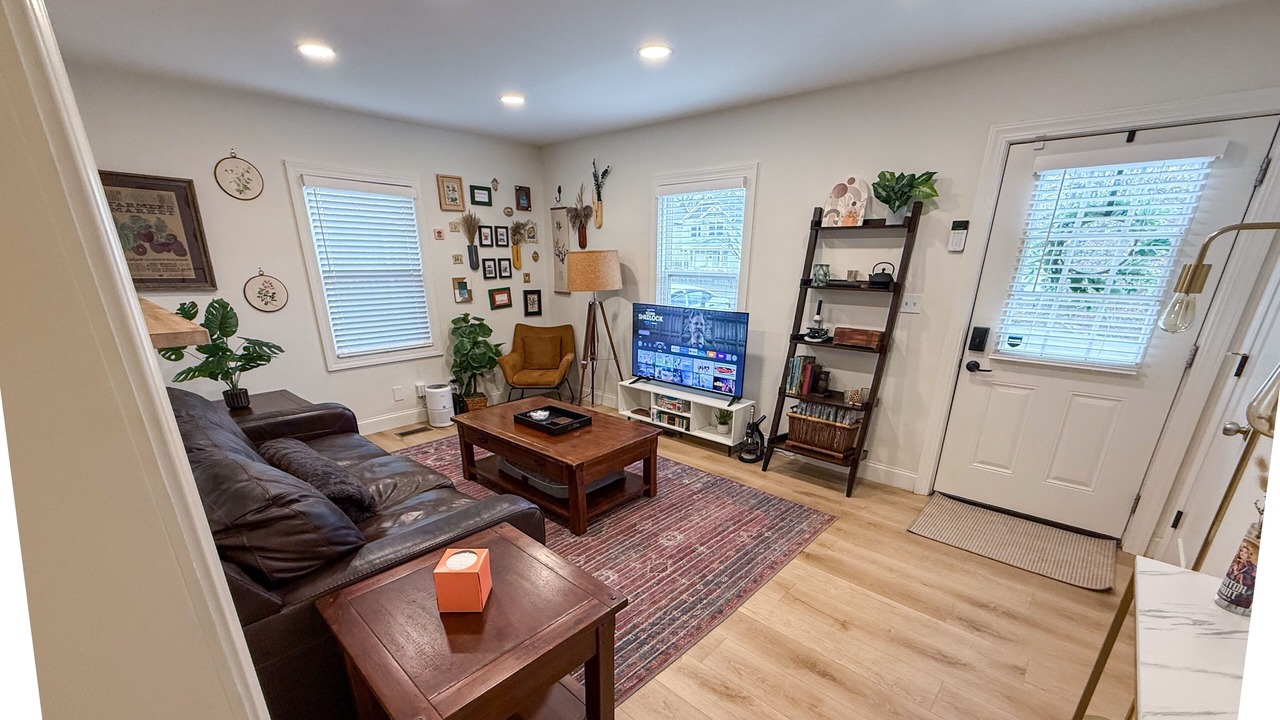 Photo of Livingroom in Talbot's Corner