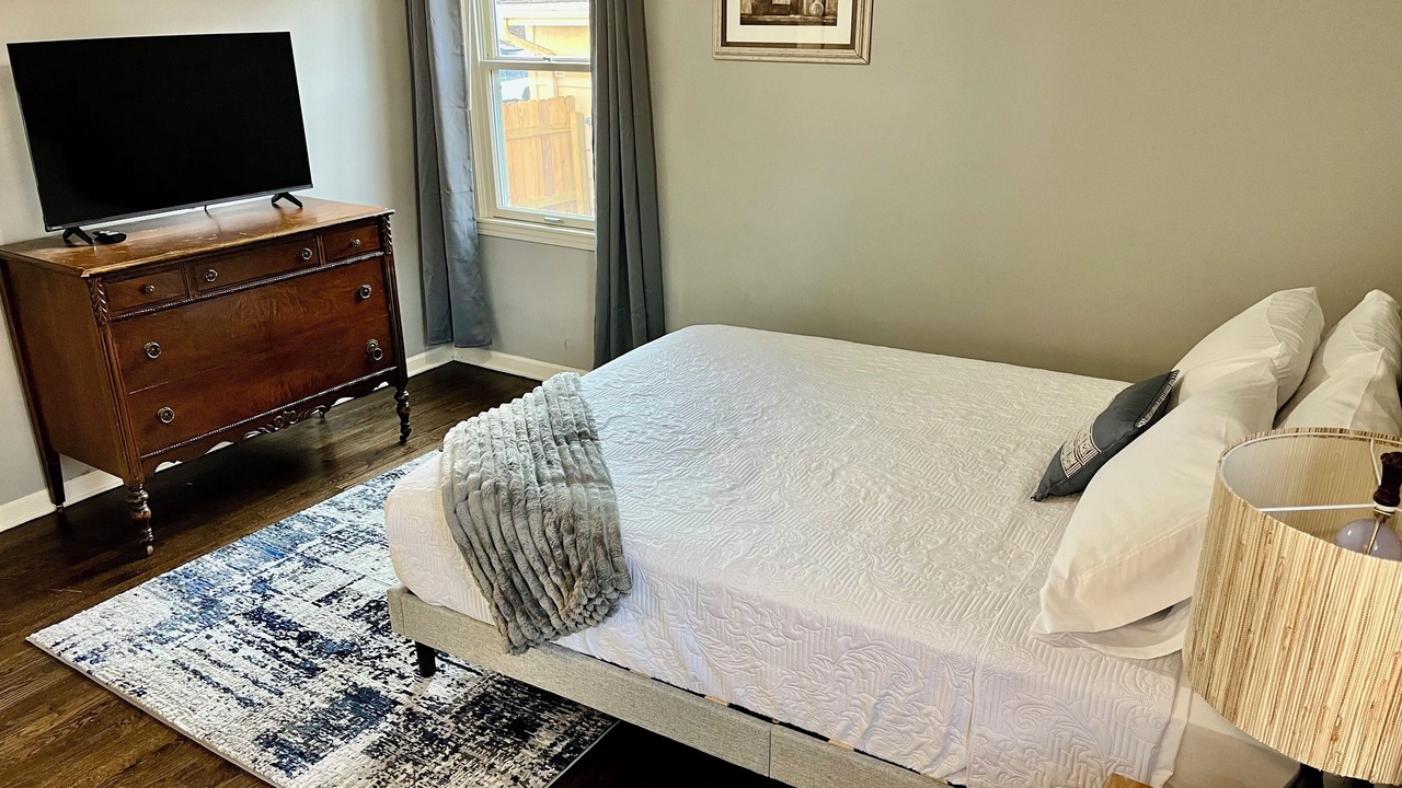 Photo of Bedroom in Overland Park