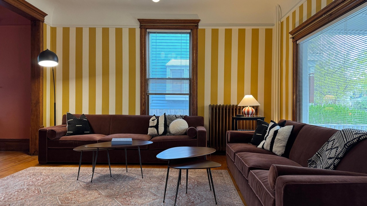 Photo of Livingroom in Powderhorn