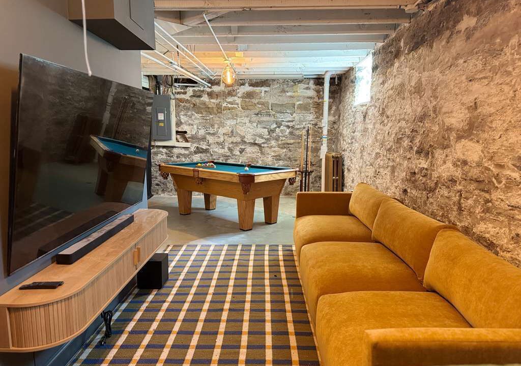 Photo of Livingroom in Powderhorn
