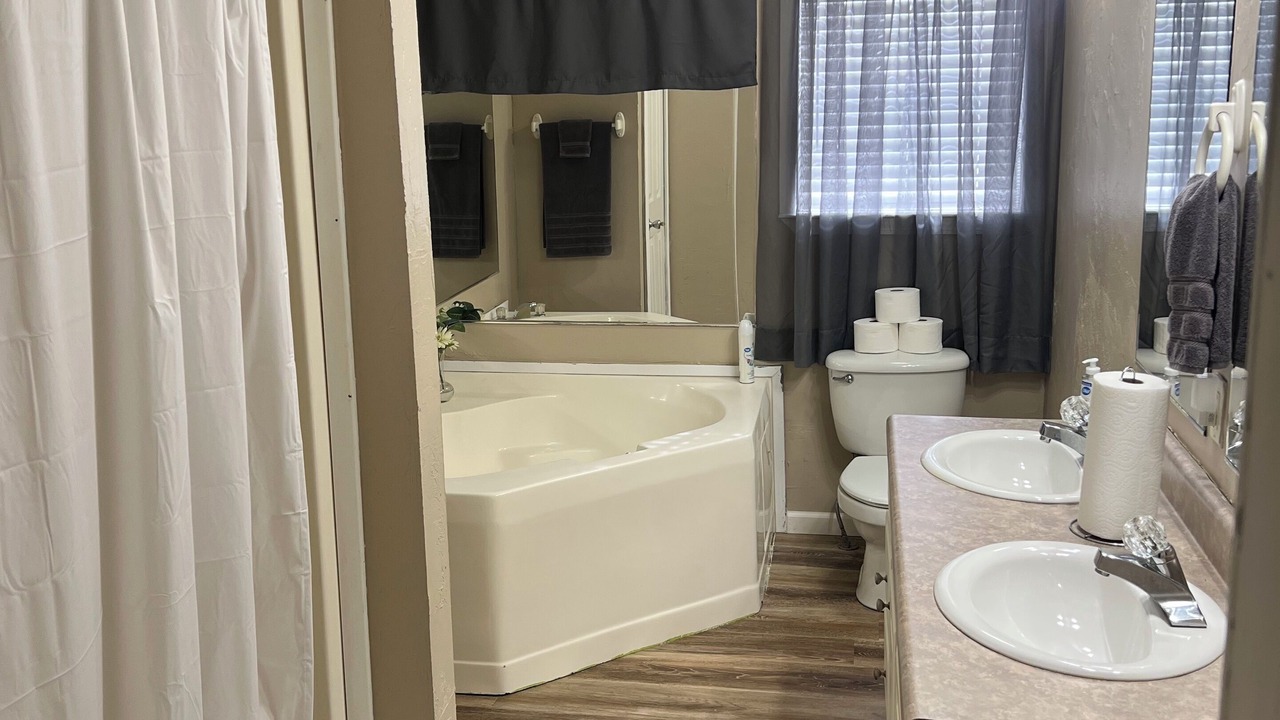 Photo of Bathroom in Town of Scriba