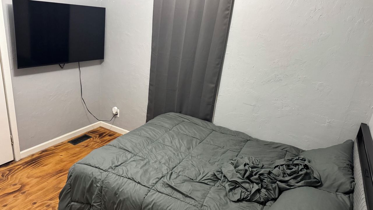 Photo of Bedroom in Town of Scriba