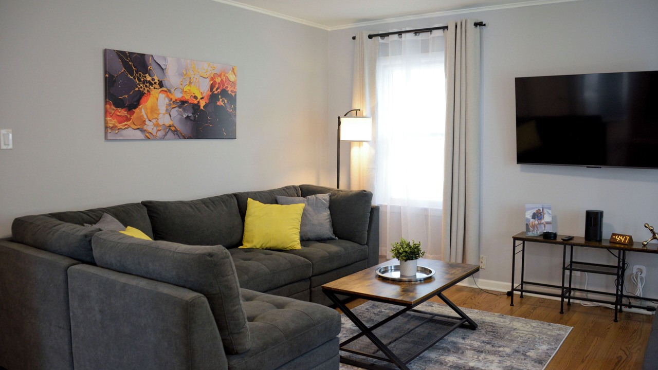 Photo of Livingroom in Oak Lawn