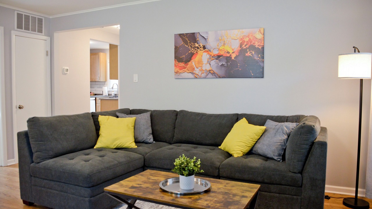 Photo of Livingroom in Oak Lawn