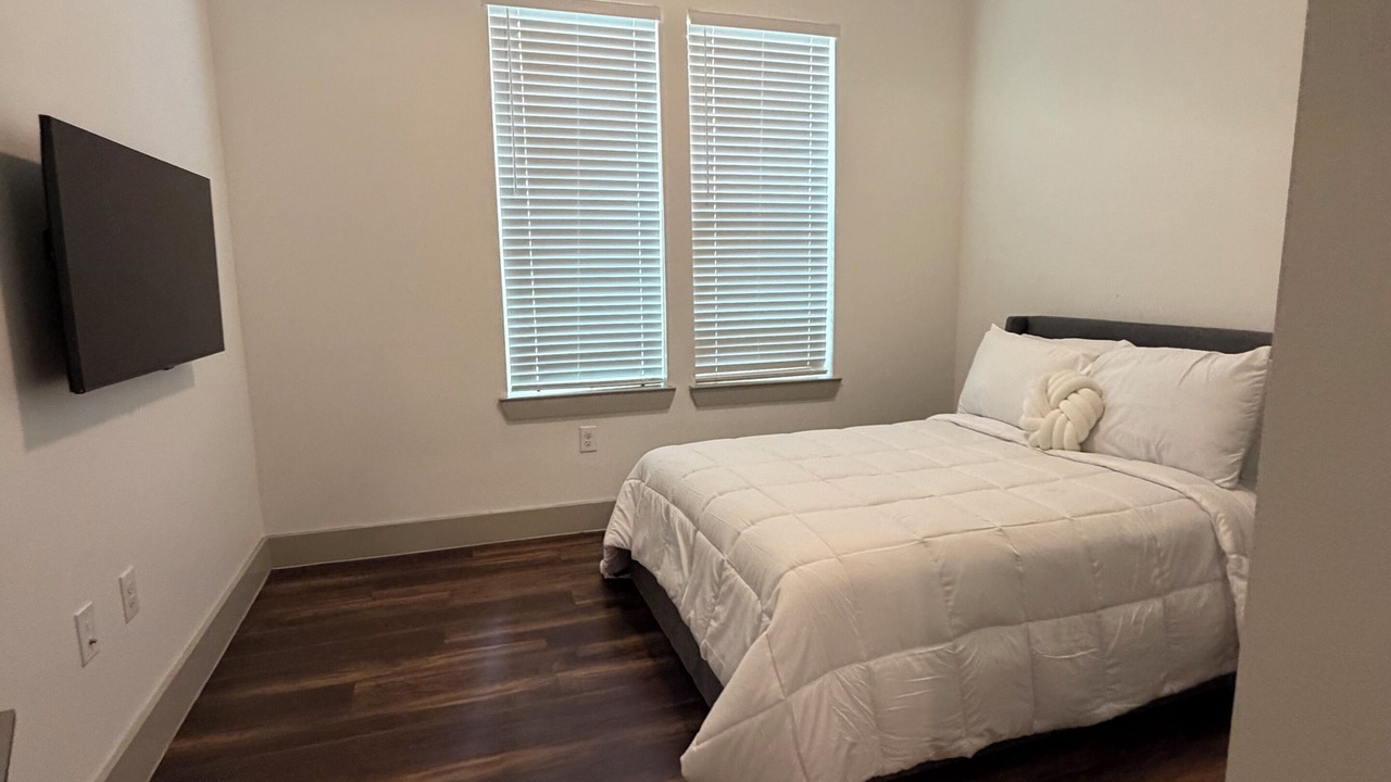 Photo of Bedroom in Addison